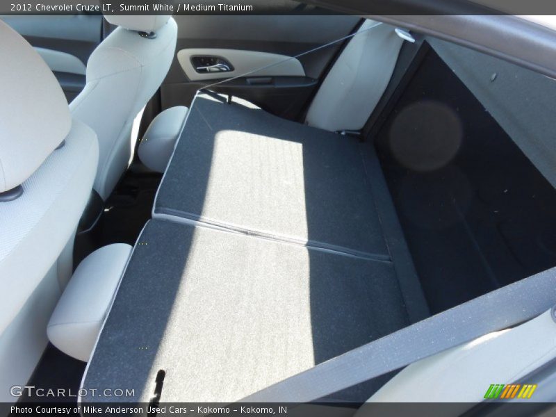 Summit White / Medium Titanium 2012 Chevrolet Cruze LT