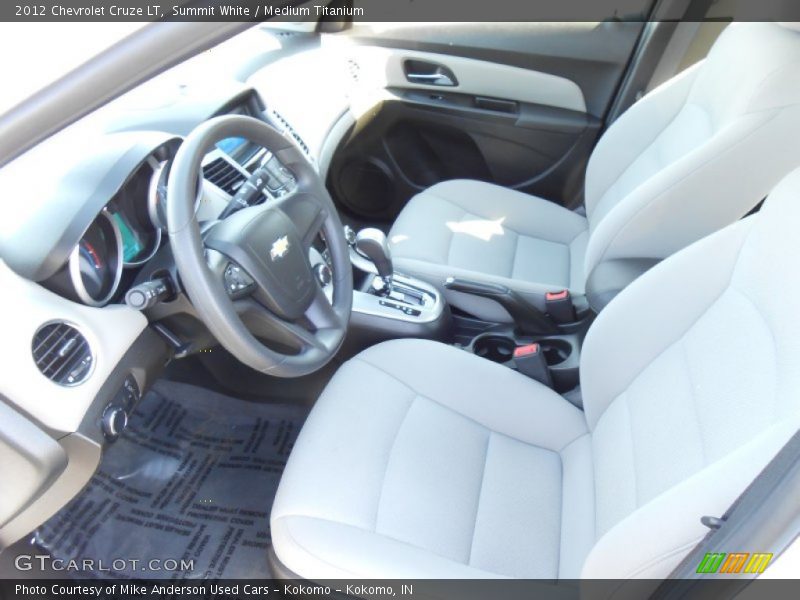 Summit White / Medium Titanium 2012 Chevrolet Cruze LT
