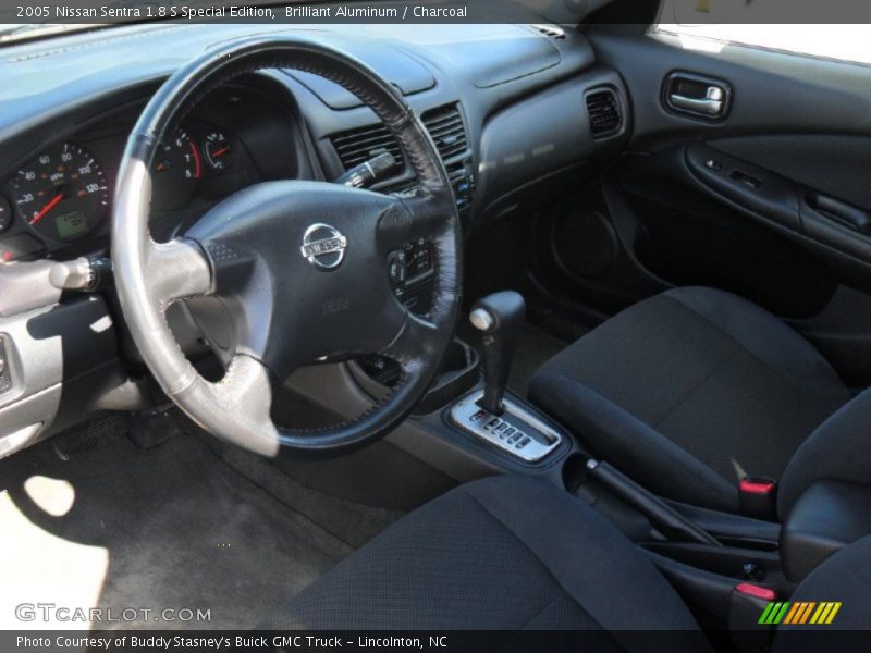 Brilliant Aluminum / Charcoal 2005 Nissan Sentra 1.8 S Special Edition