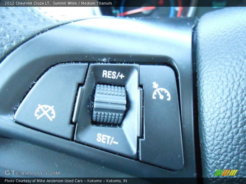 Summit White / Medium Titanium 2012 Chevrolet Cruze LT