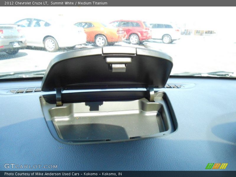 Summit White / Medium Titanium 2012 Chevrolet Cruze LT