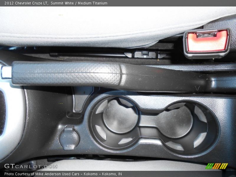 Summit White / Medium Titanium 2012 Chevrolet Cruze LT