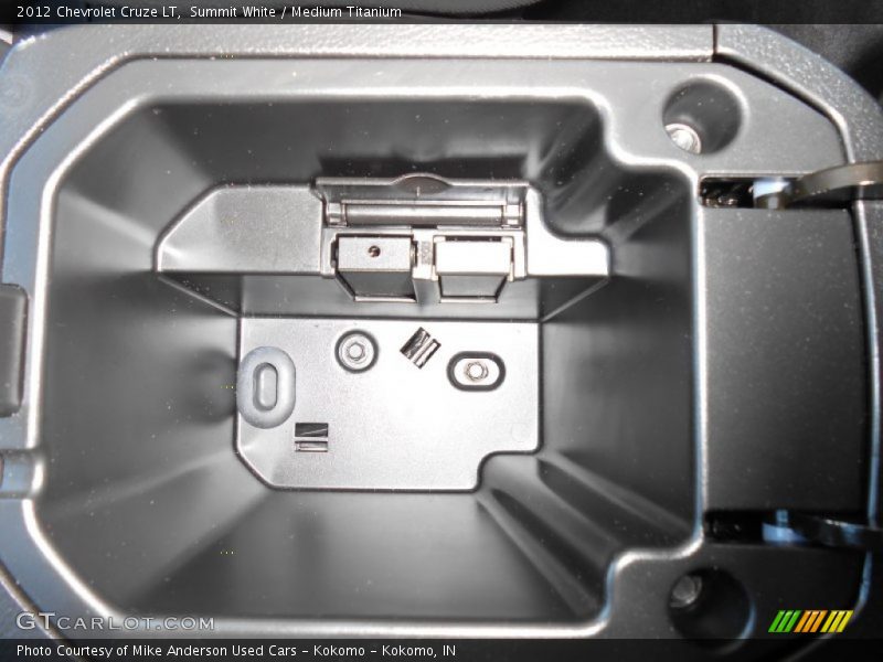 Summit White / Medium Titanium 2012 Chevrolet Cruze LT