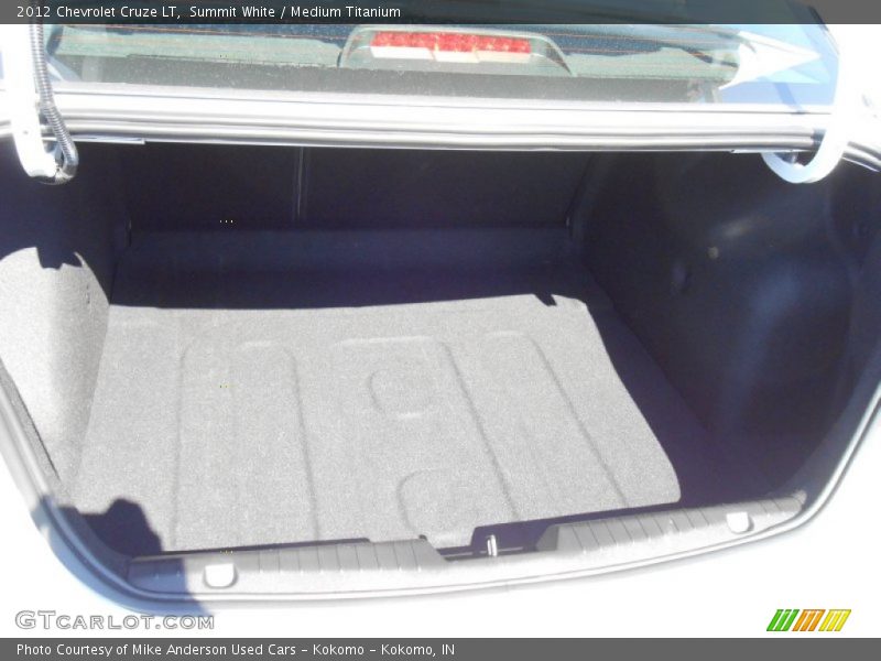 Summit White / Medium Titanium 2012 Chevrolet Cruze LT