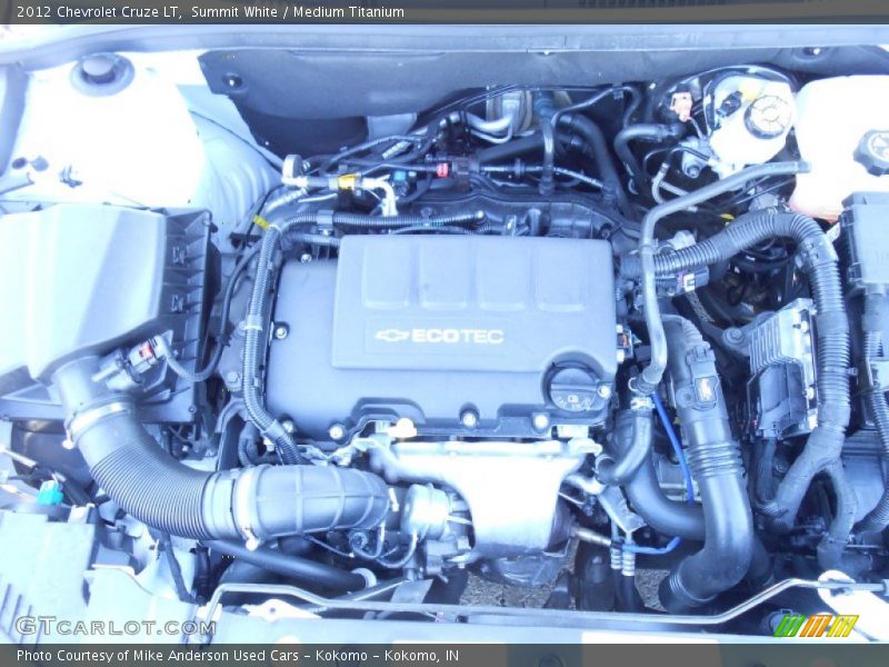 Summit White / Medium Titanium 2012 Chevrolet Cruze LT