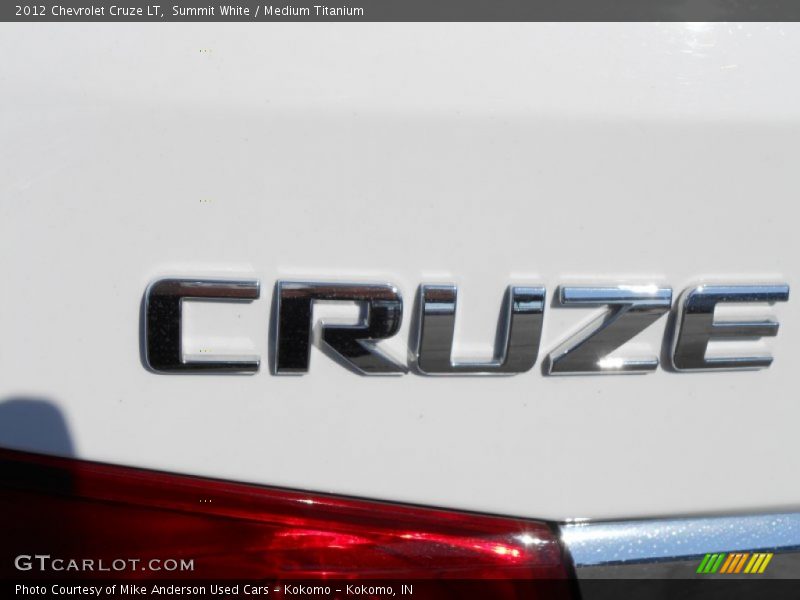 Summit White / Medium Titanium 2012 Chevrolet Cruze LT