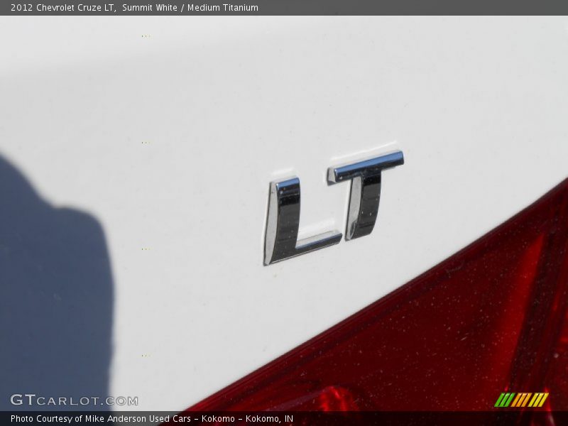 Summit White / Medium Titanium 2012 Chevrolet Cruze LT