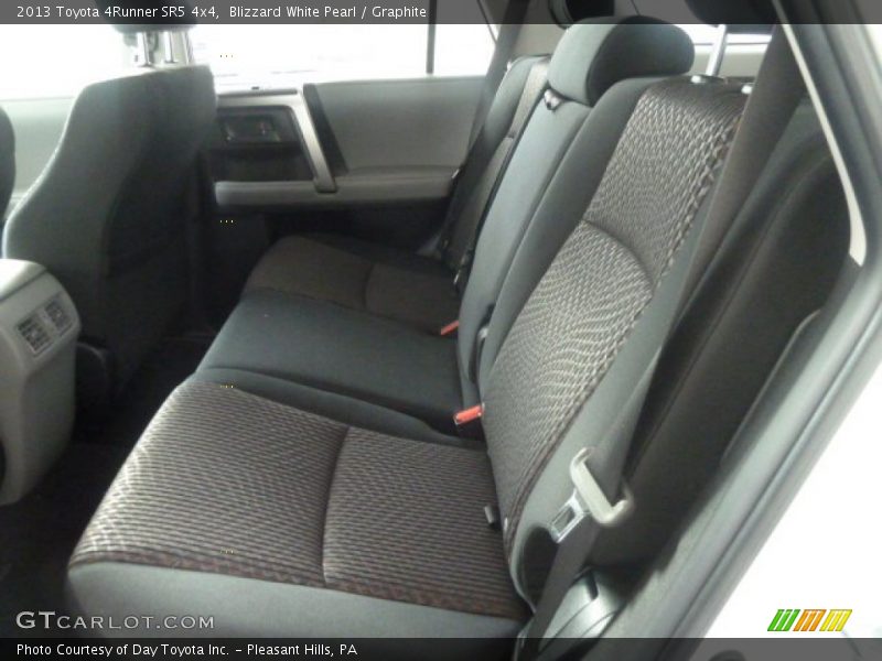 Blizzard White Pearl / Graphite 2013 Toyota 4Runner SR5 4x4