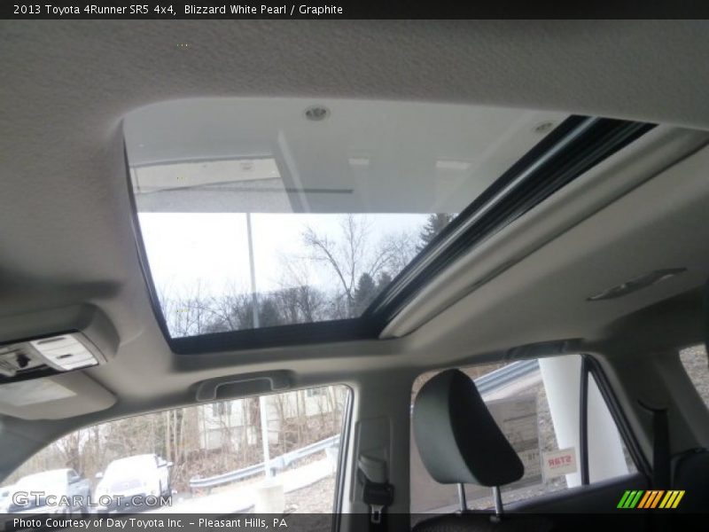 Blizzard White Pearl / Graphite 2013 Toyota 4Runner SR5 4x4