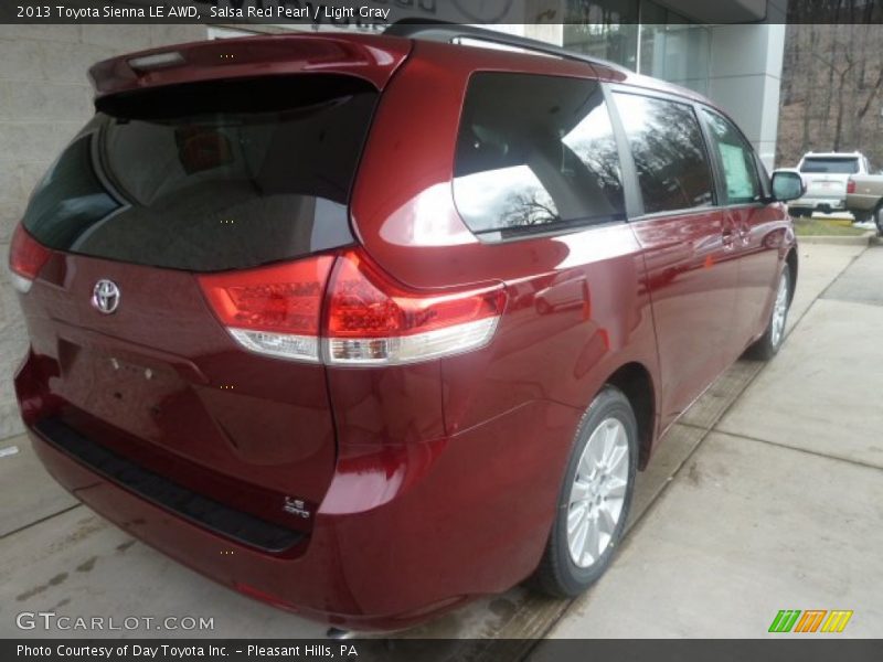 Salsa Red Pearl / Light Gray 2013 Toyota Sienna LE AWD