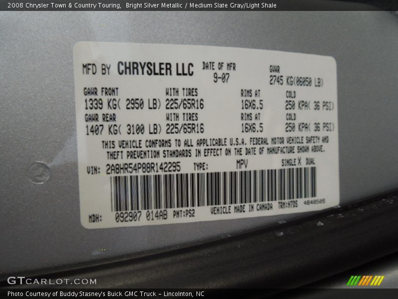 Bright Silver Metallic / Medium Slate Gray/Light Shale 2008 Chrysler Town & Country Touring