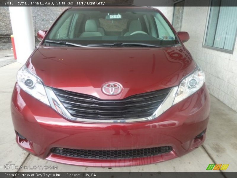 Salsa Red Pearl / Light Gray 2013 Toyota Sienna LE AWD