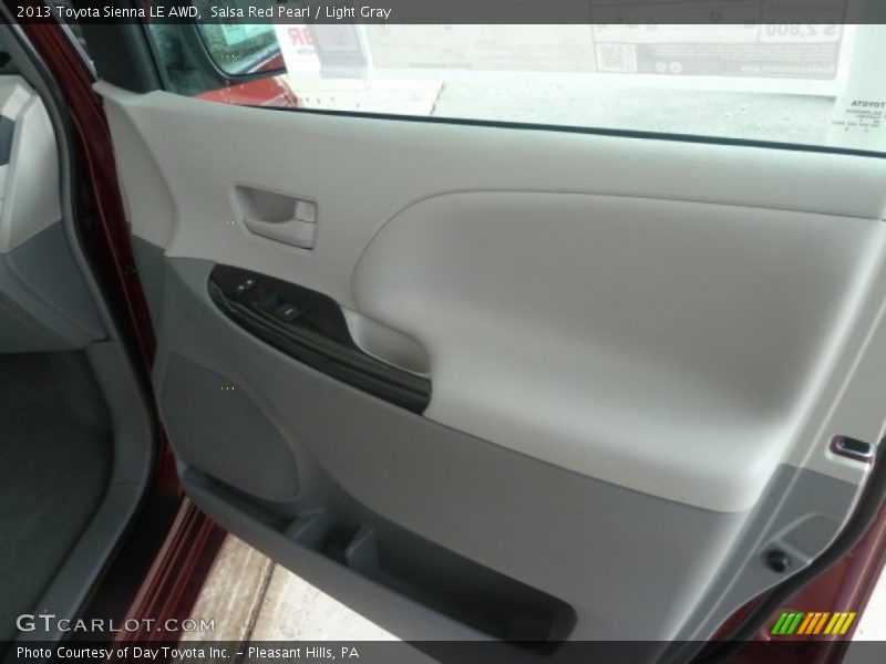 Salsa Red Pearl / Light Gray 2013 Toyota Sienna LE AWD
