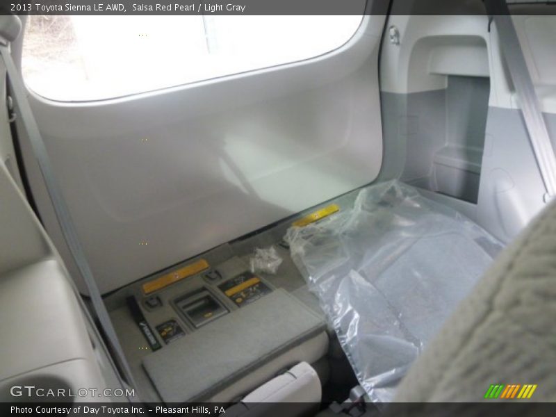 Salsa Red Pearl / Light Gray 2013 Toyota Sienna LE AWD