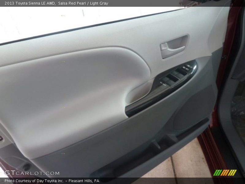Salsa Red Pearl / Light Gray 2013 Toyota Sienna LE AWD