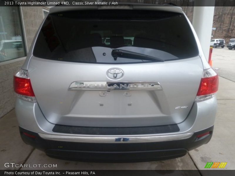 Classic Silver Metallic / Ash 2013 Toyota Highlander Limited 4WD