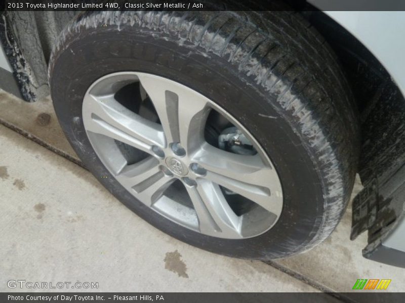 Classic Silver Metallic / Ash 2013 Toyota Highlander Limited 4WD