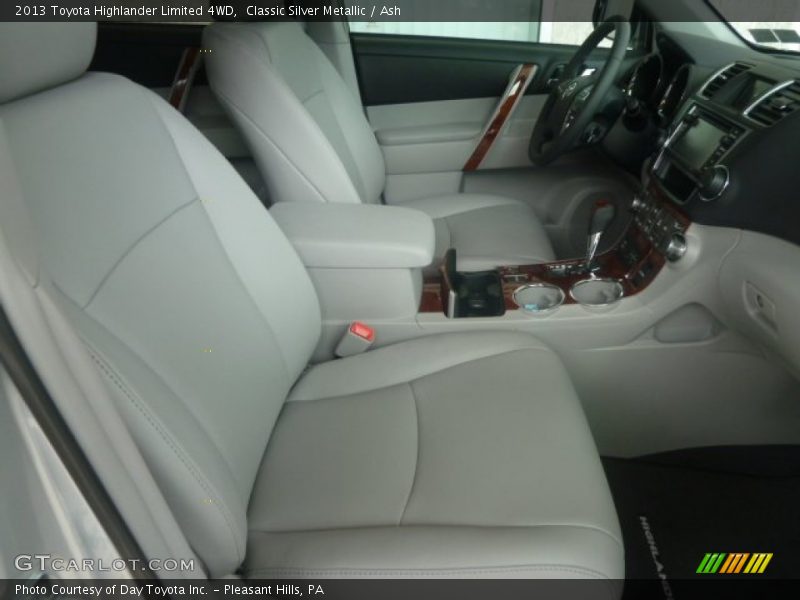 Classic Silver Metallic / Ash 2013 Toyota Highlander Limited 4WD