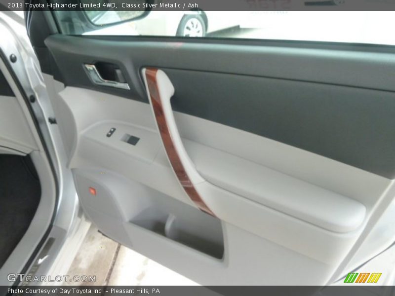 Classic Silver Metallic / Ash 2013 Toyota Highlander Limited 4WD