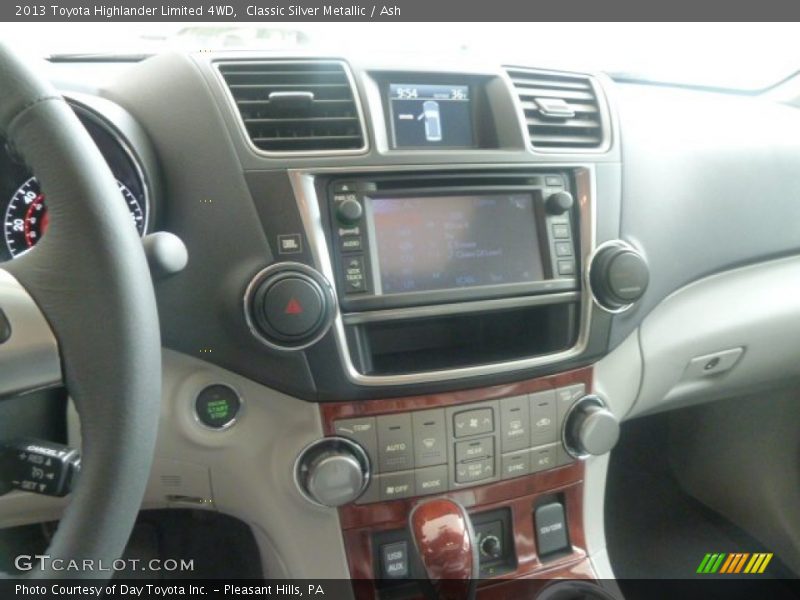 Classic Silver Metallic / Ash 2013 Toyota Highlander Limited 4WD