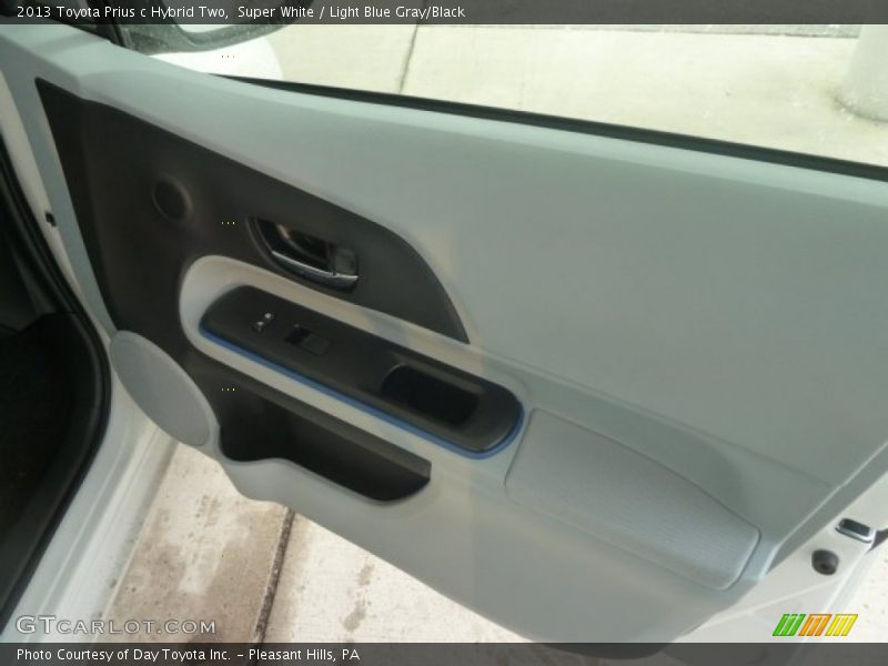 Super White / Light Blue Gray/Black 2013 Toyota Prius c Hybrid Two