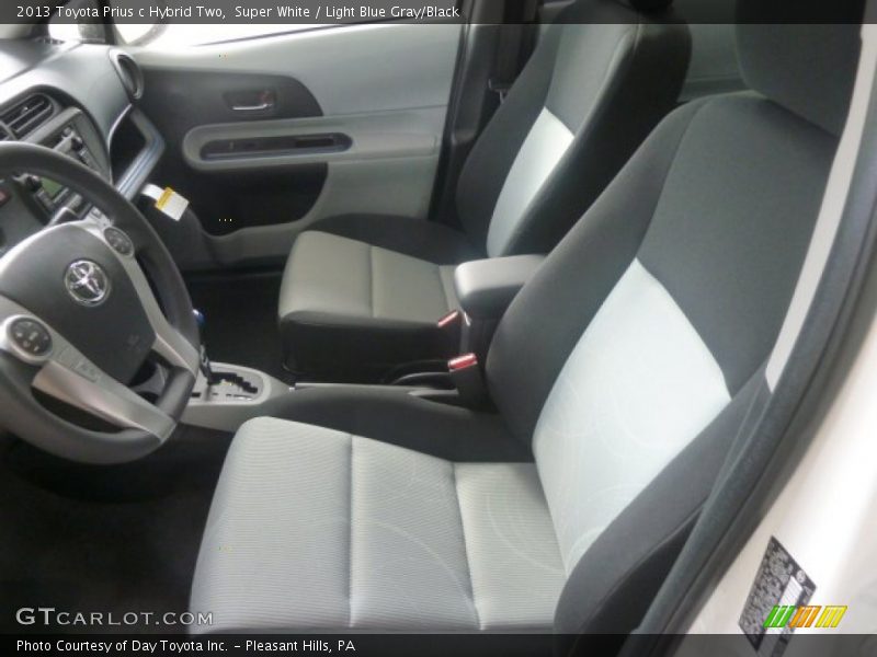 Super White / Light Blue Gray/Black 2013 Toyota Prius c Hybrid Two