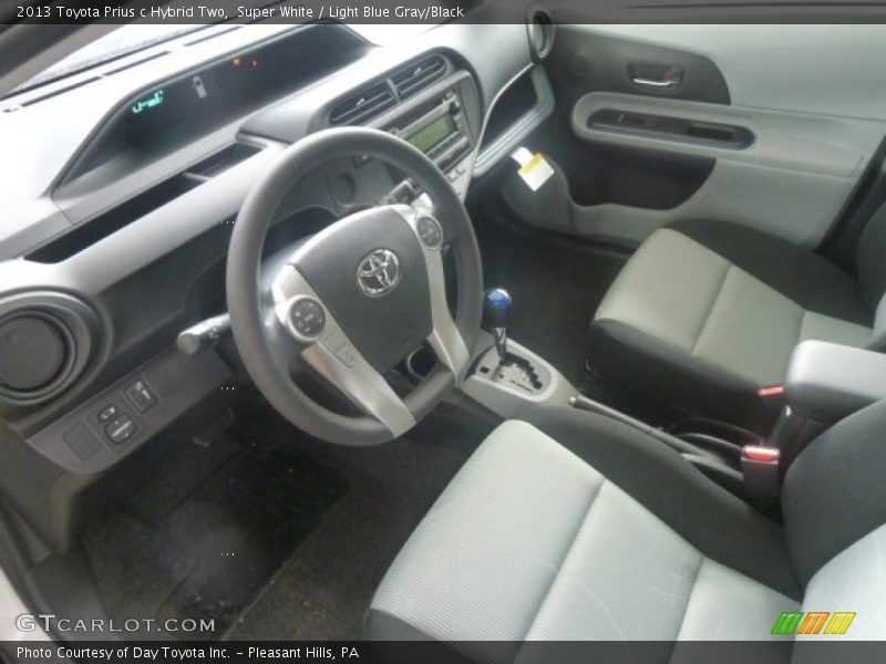 Super White / Light Blue Gray/Black 2013 Toyota Prius c Hybrid Two