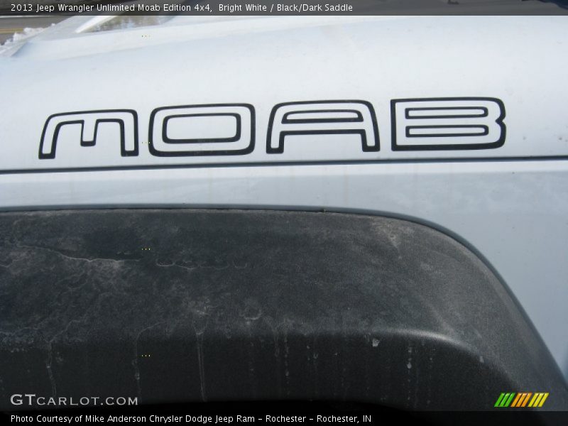 Bright White / Black/Dark Saddle 2013 Jeep Wrangler Unlimited Moab Edition 4x4
