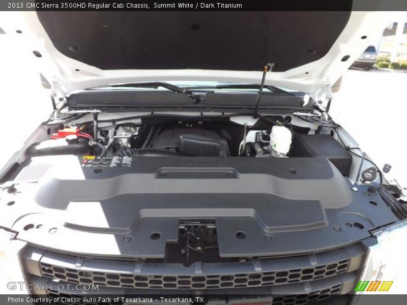 Summit White / Dark Titanium 2013 GMC Sierra 3500HD Regular Cab Chassis