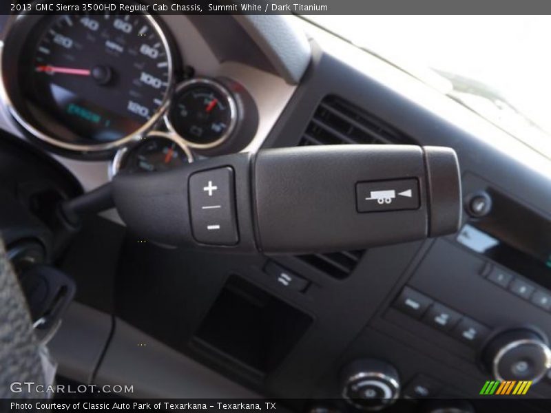 Summit White / Dark Titanium 2013 GMC Sierra 3500HD Regular Cab Chassis