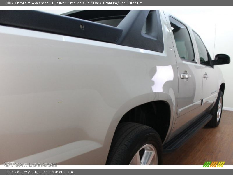 Silver Birch Metallic / Dark Titanium/Light Titanium 2007 Chevrolet Avalanche LT