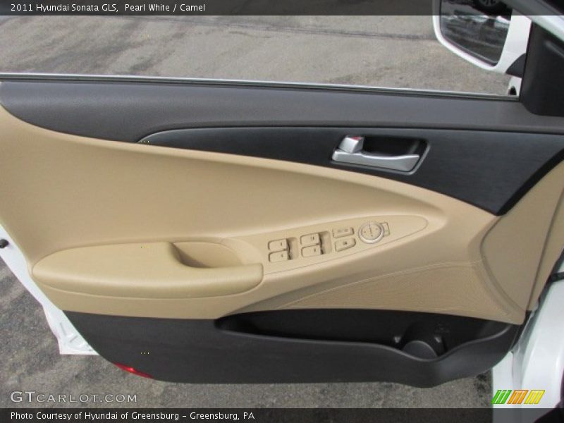 Pearl White / Camel 2011 Hyundai Sonata GLS