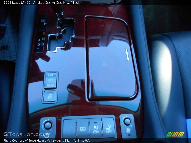 Controls of 2008 LS 460