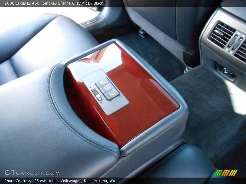 Controls of 2008 LS 460