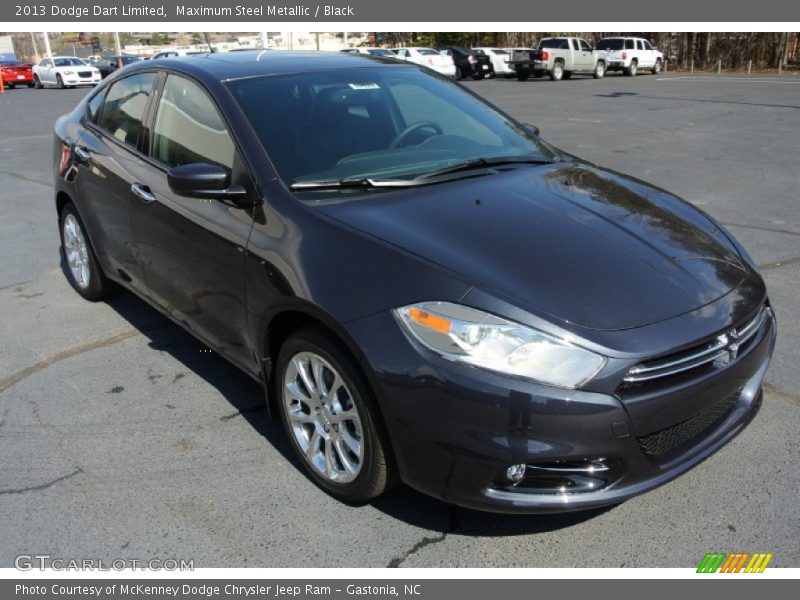 Front 3/4 View of 2013 Dart Limited