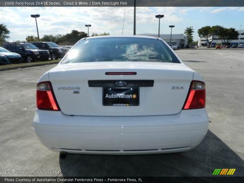 Cloud 9 White / Dark Flint/Light Flint 2006 Ford Focus ZX4 SE Sedan