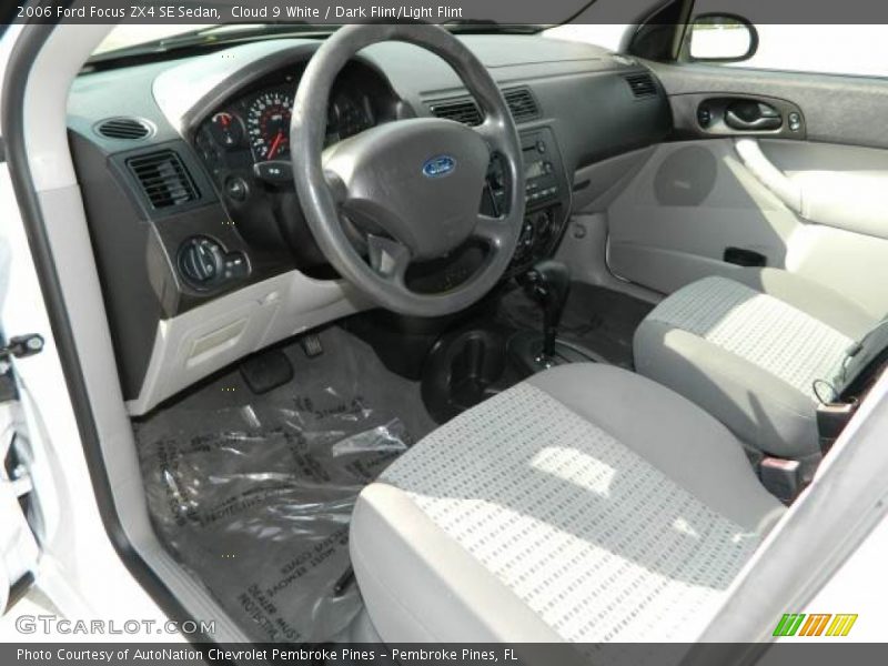 Cloud 9 White / Dark Flint/Light Flint 2006 Ford Focus ZX4 SE Sedan