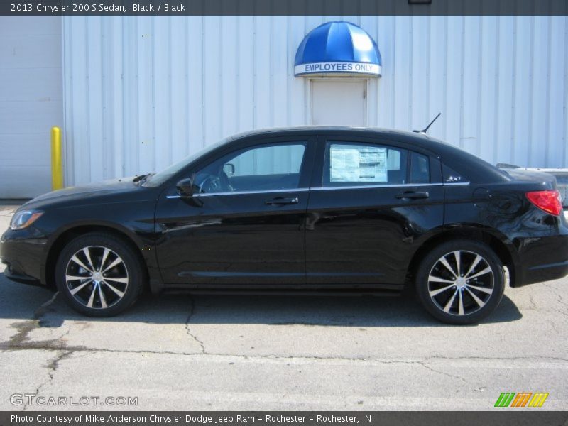 Black / Black 2013 Chrysler 200 S Sedan