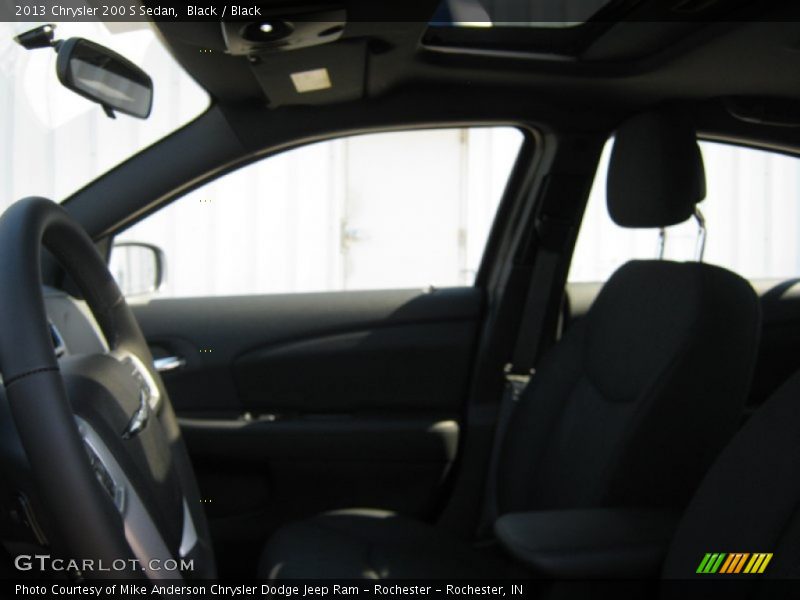 Black / Black 2013 Chrysler 200 S Sedan