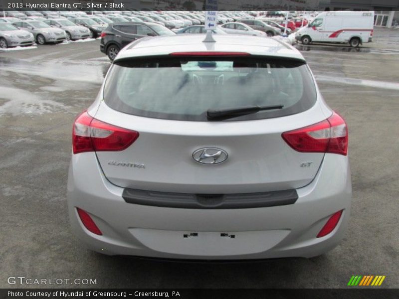 Silver / Black 2013 Hyundai Elantra GT