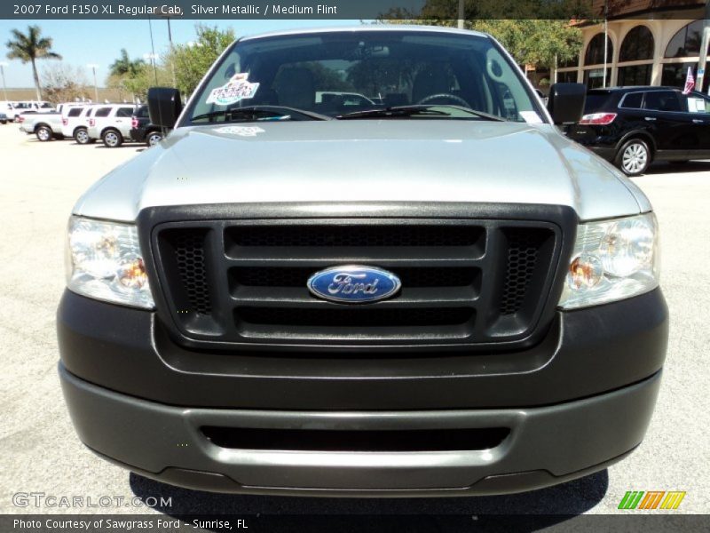 Silver Metallic / Medium Flint 2007 Ford F150 XL Regular Cab