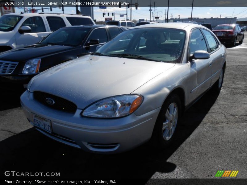 Silver Frost Metallic / Medium/Dark Flint Grey 2006 Ford Taurus SEL