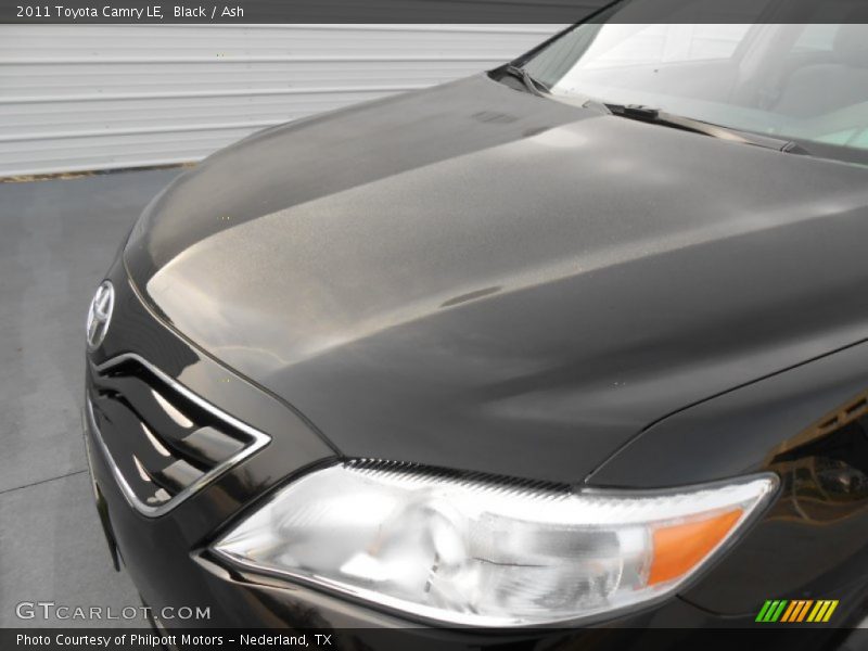 Black / Ash 2011 Toyota Camry LE