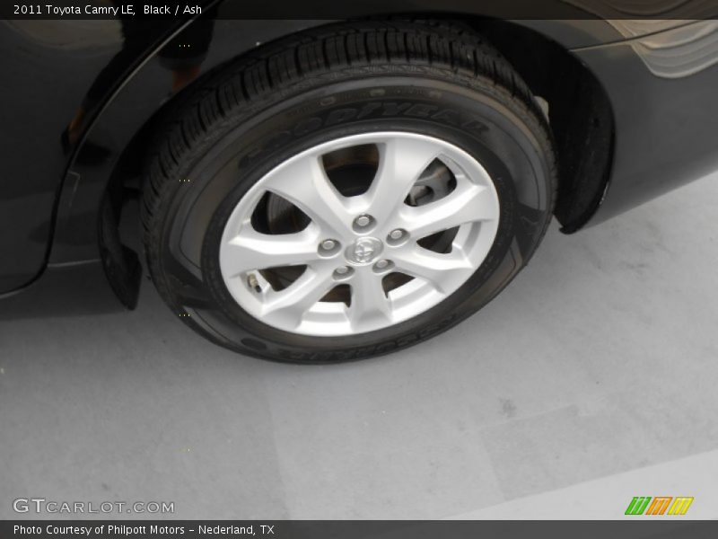 Black / Ash 2011 Toyota Camry LE