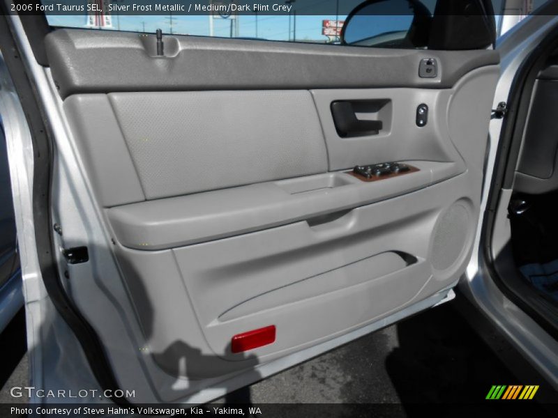 Silver Frost Metallic / Medium/Dark Flint Grey 2006 Ford Taurus SEL