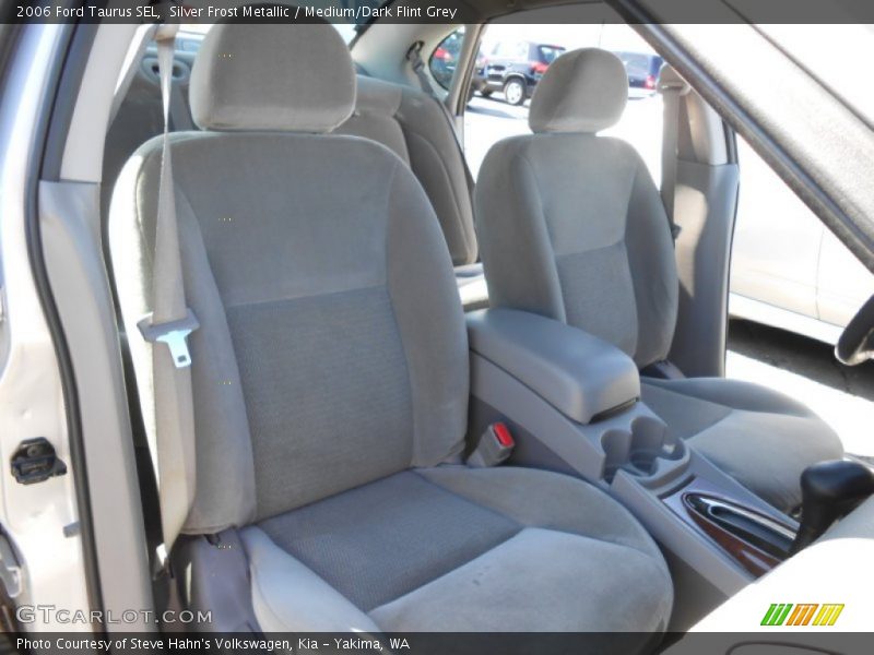 Silver Frost Metallic / Medium/Dark Flint Grey 2006 Ford Taurus SEL