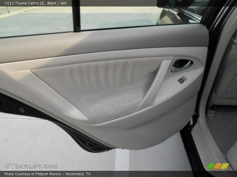 Black / Ash 2011 Toyota Camry LE