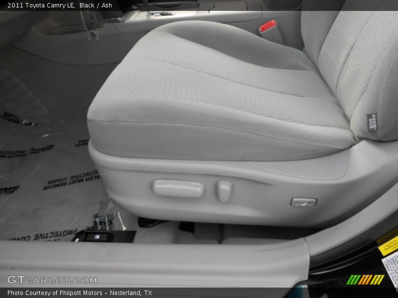 Black / Ash 2011 Toyota Camry LE
