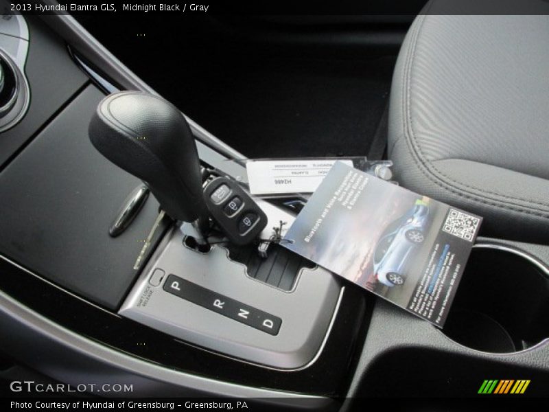 Midnight Black / Gray 2013 Hyundai Elantra GLS
