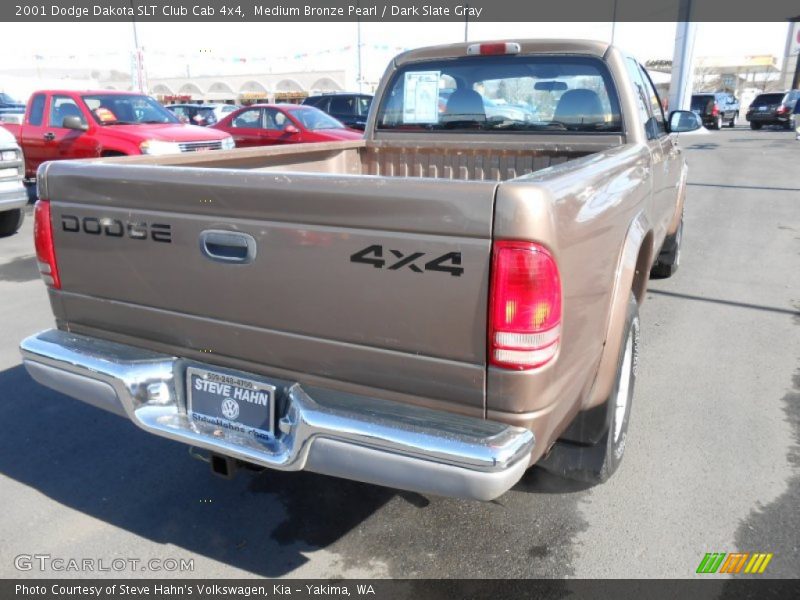 Medium Bronze Pearl / Dark Slate Gray 2001 Dodge Dakota SLT Club Cab 4x4